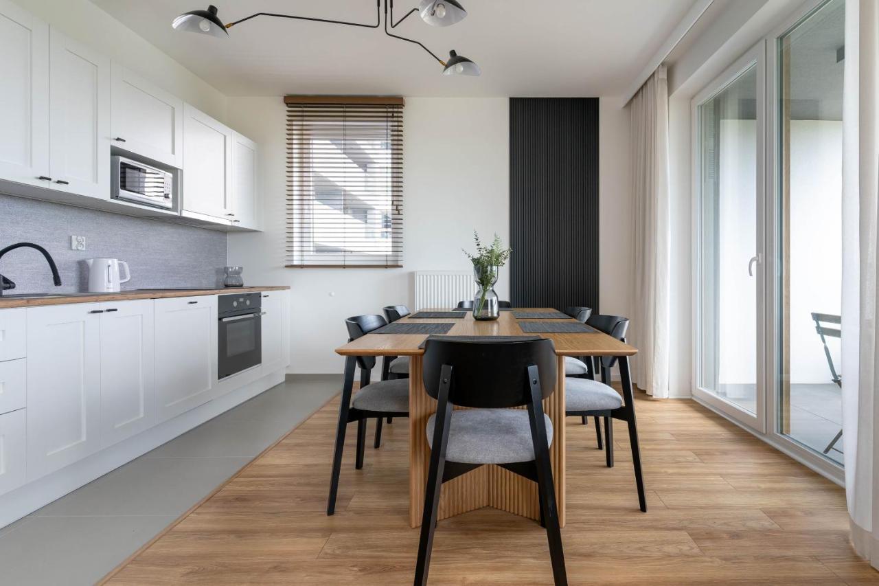 Symphony Modern Tower Apartamenty Gdynia Extérieur photo