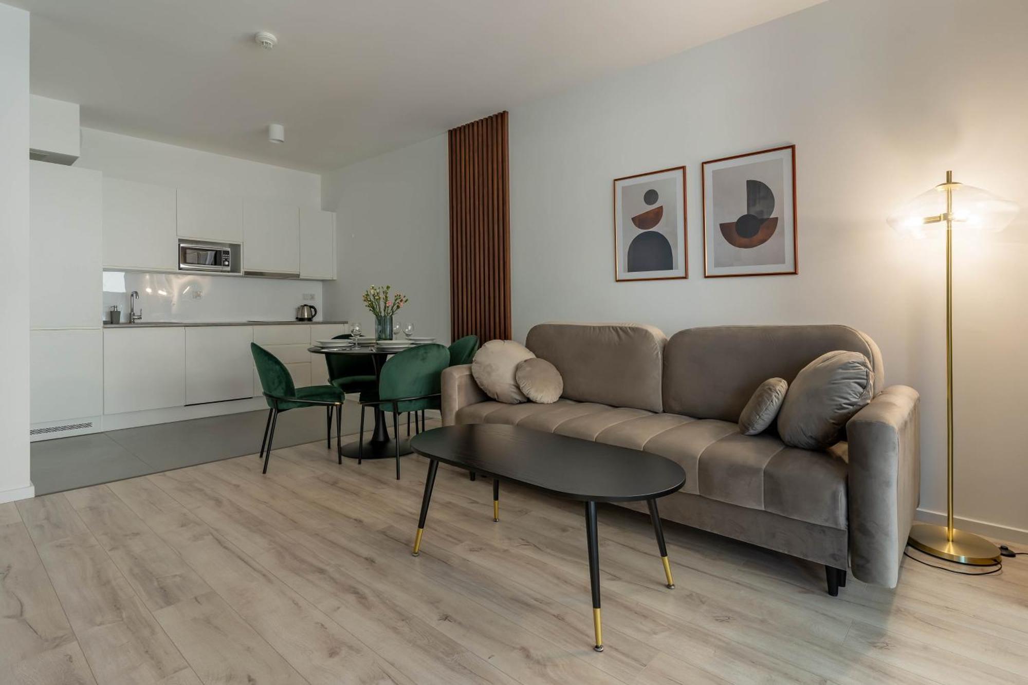 Symphony Modern Tower Apartamenty Gdynia Extérieur photo