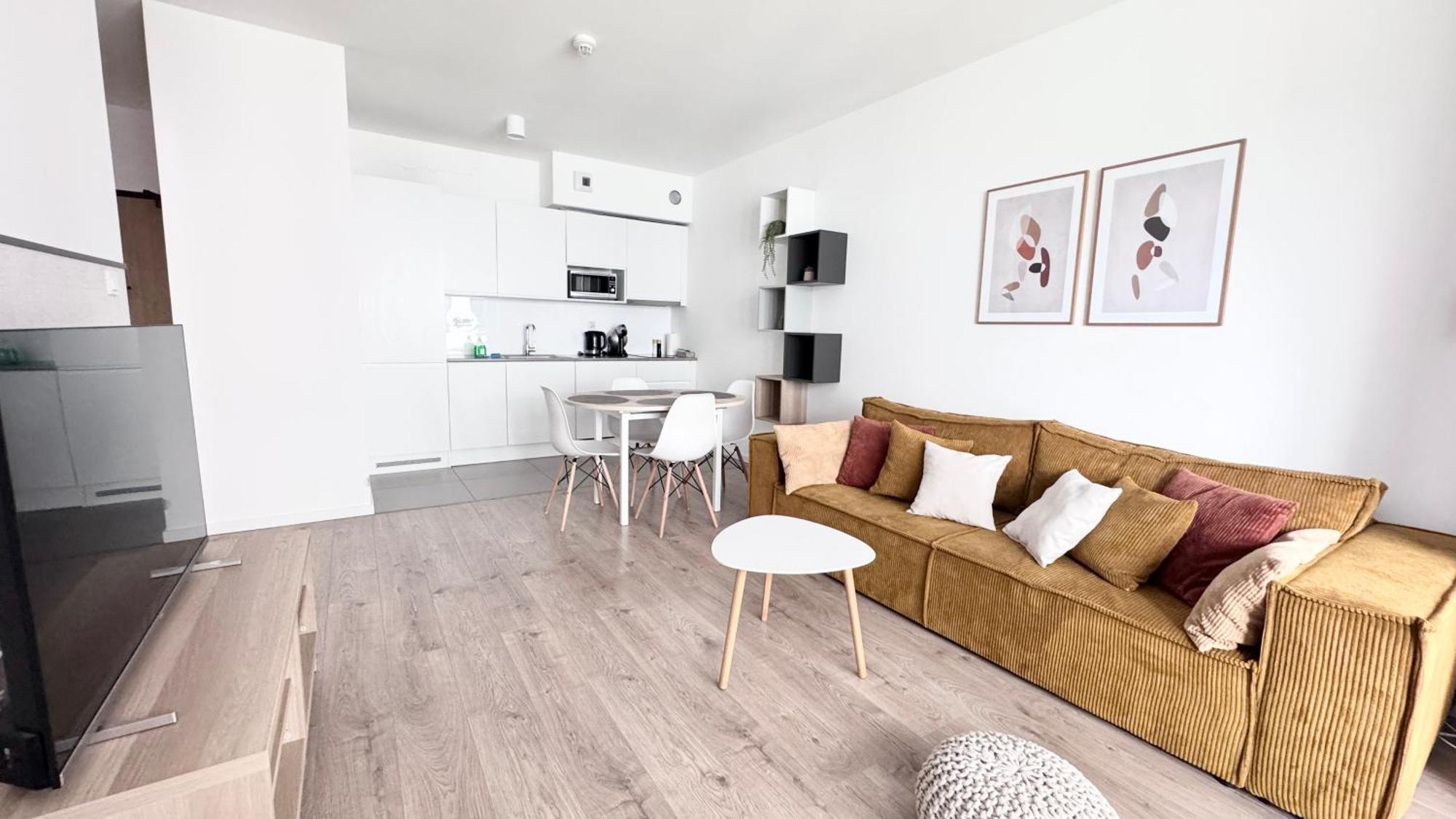 Symphony Modern Tower Apartamenty Gdynia Extérieur photo
